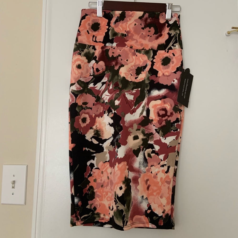 Flowered Pencil Skirt